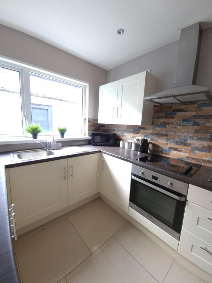 Modern Two Bedroom House Close To City Centre Belfast Extérieur photo