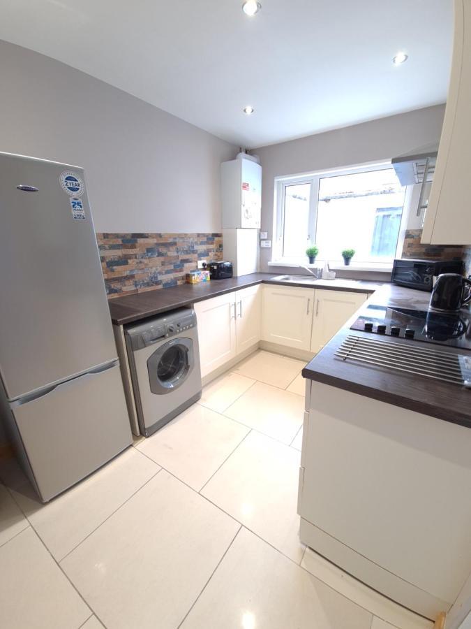 Modern Two Bedroom House Close To City Centre Belfast Extérieur photo