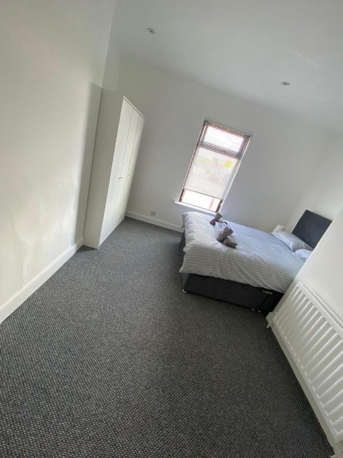 Modern Two Bedroom House Close To City Centre Belfast Extérieur photo